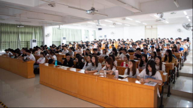 说明: http://news.xhsysu.edu.cn/__local/D/C0/9E/2205BA9C1015767C31B6942A863_81019B20_A92B5.png