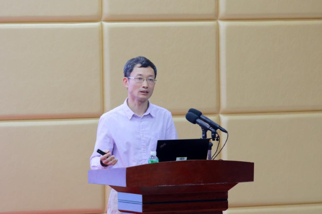 说明: http://news.xhsysu.edu.cn/__local/C/80/35/5DC37D6C55E50931B44998942FE_03640DAD_9F07.jpg